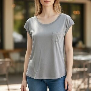 Patagonia Women's Gray Short Sleeve Tee